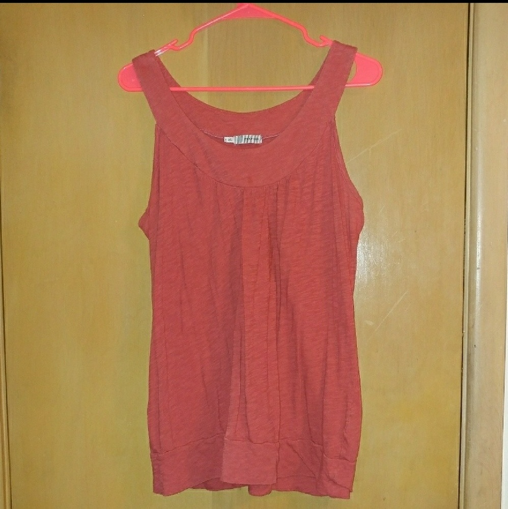 Red Maurices High Back Tank